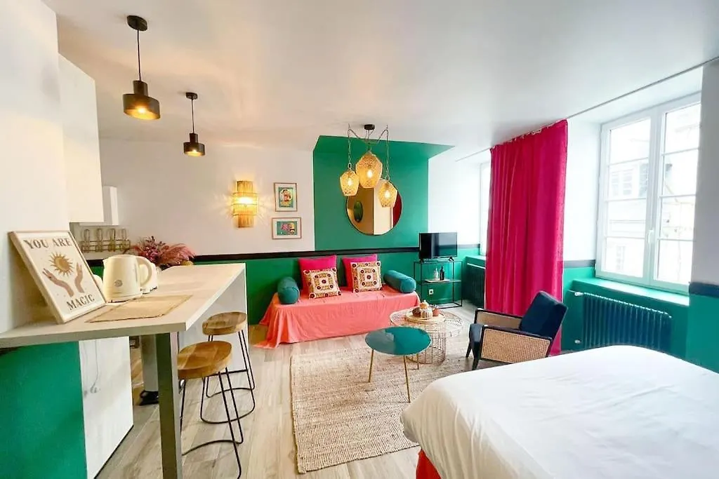 아파트 Appartement Bollyroom - Plage 50M - Rue Gratuite 생말로